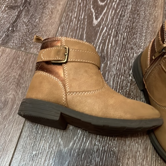 Carters toddle boots - Picture 2 of 3